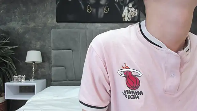 bruce hans online show from 7, 11, 2025