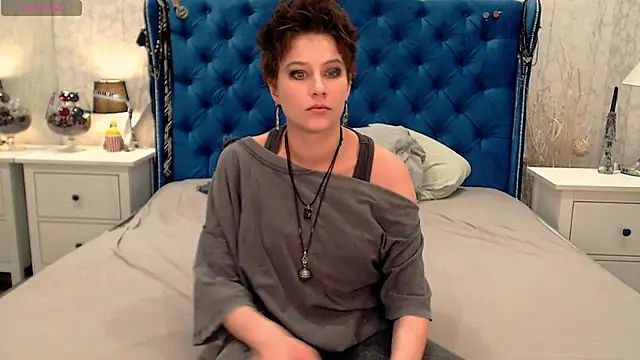 via mayer  online show from 14, 2, 2026