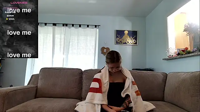 Hatgirl69 online show from 13, 10, 2025