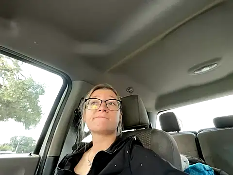 Hatgirl69 online show from 3, 10, 2025