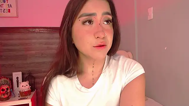 AdaaMillan online show from 16, 11, 2025