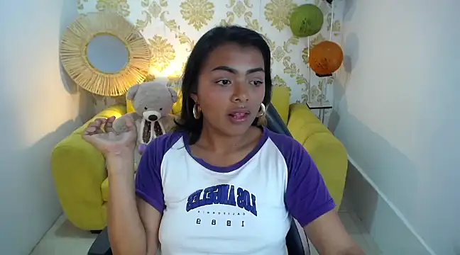madelein m online show from 1, 3, 2025