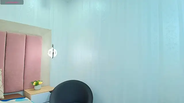 BriggiteDeLuca online show from 17, 1, 2025