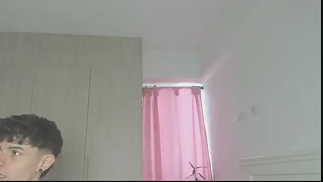 Snapshot of connor_and_angel chatting on 9, 8, 2026 connor and angel online show from 9, 8, 2026