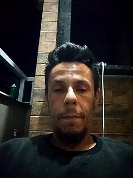 Santanacumxplod online show from 11, 4, 2026