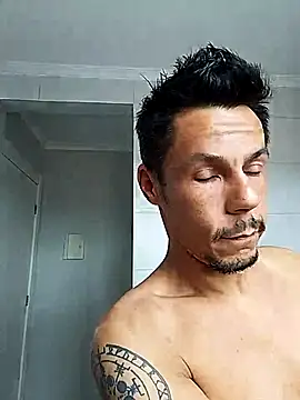 Snapshot of Santanacumxplod chatting on 9, 11, 2025 Santanacumxplod online show from 9, 11, 2025