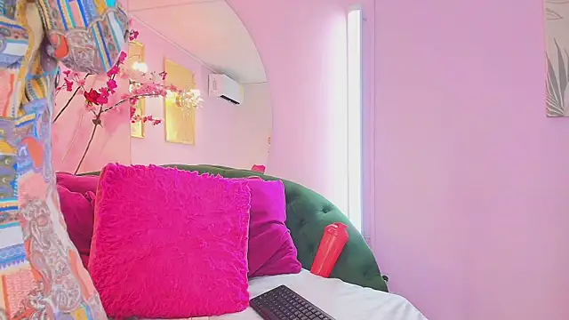 scarlette69 online show from 18, 2, 2026