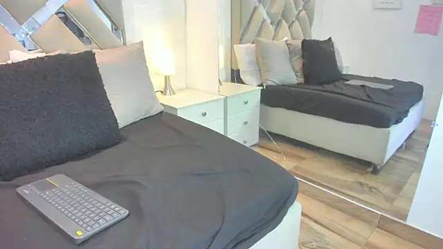 raquell moore online show from 9, 1, 2026