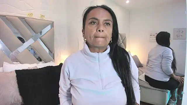 raquell moore online show from 14, 11, 2025