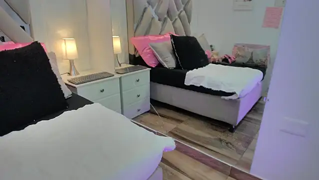 raquell moore online show from 7, 2, 2026