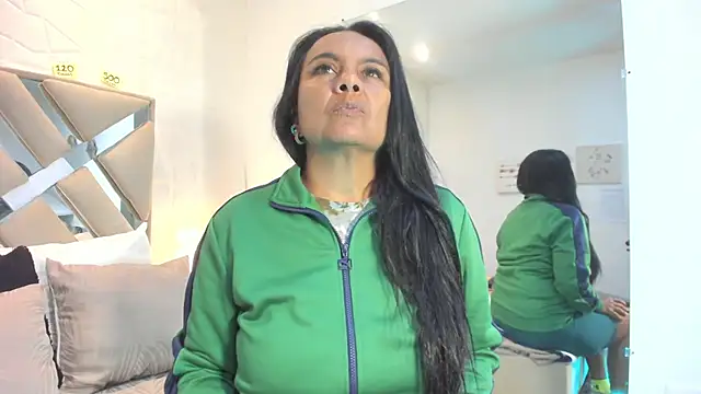 raquell moore online show from 19, 11, 2025