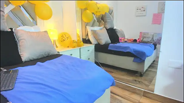 raquell moore online show from 20, 12, 2025