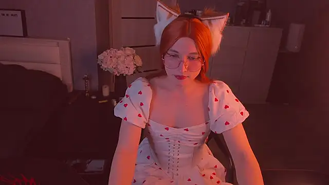 foxy jpg online show from 8, 11, 2025