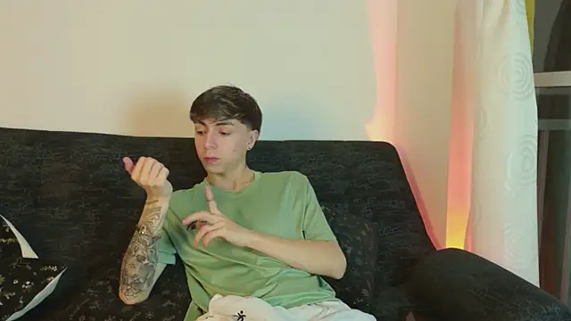 ethan and ava online show from 12, 2, 2026