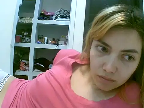 Snapshot of VittoriaTaylor chatting on 29, 10, 2025 VittoriaTaylor online show from 29, 10, 2025