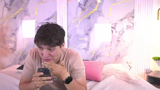 vanilla hot online show from 24, 11, 2025