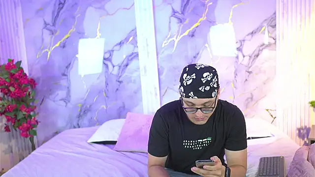 vanilla hot online show from 7, 11, 2025