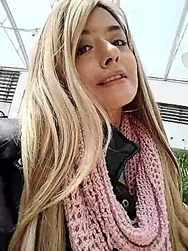 Snapshot of monicavictoria1301 chatting on 12, 5, 2026 monicavictoria1301 online show from 12, 5, 2026