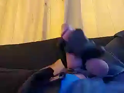 bwcbeat83 online show from 3, 2, 2025