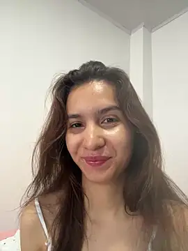 Snapshot of Bella_still chatting on 12, 5, 2026 Bella still online show from 12, 5, 2026