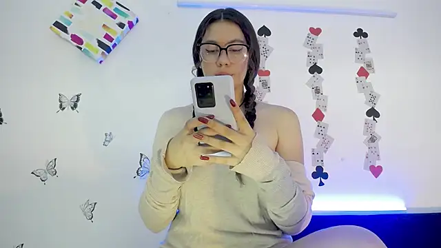 Brendaajames online show from 28, 1, 2025