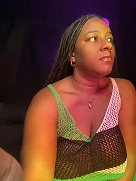 Snapshot of xoxoHotCoCo chatting on 28, 4, 2026 xoxoHotCoCo online show from 28, 4, 2026