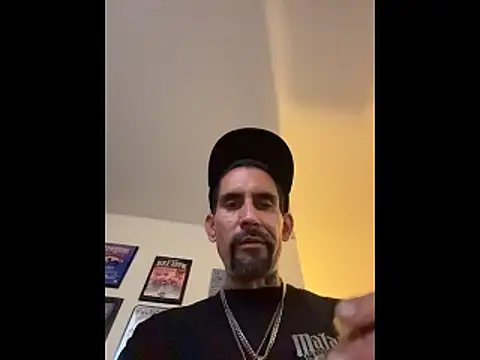 hornycouple818 online show from 1, 11, 2025