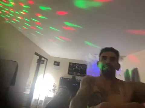 hornycouple818 online show from 15, 3, 2026