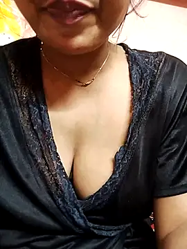 priya0921 online show from 20, 2, 2025