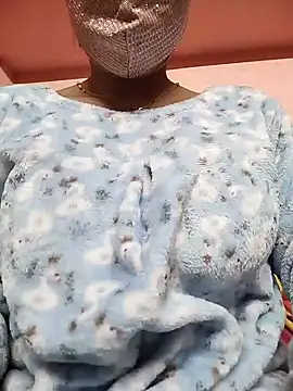 priya0921 online show from 24, 1, 2025