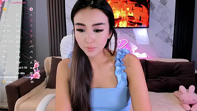 lilulileee online show from 12, 9, 2025