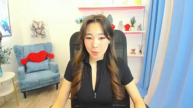 AnnaReyla online show from 6, 2, 2026