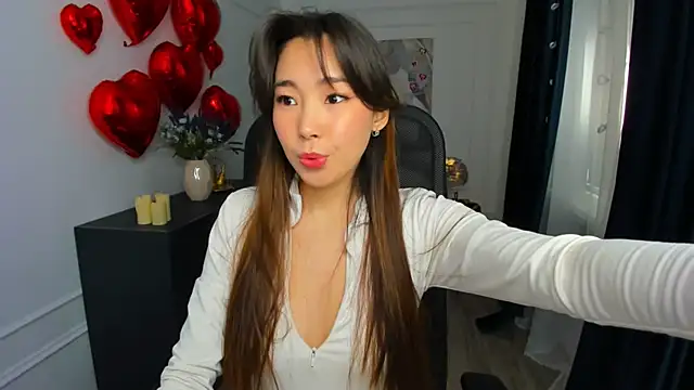 AnnaReyla online show from 9, 2, 2026