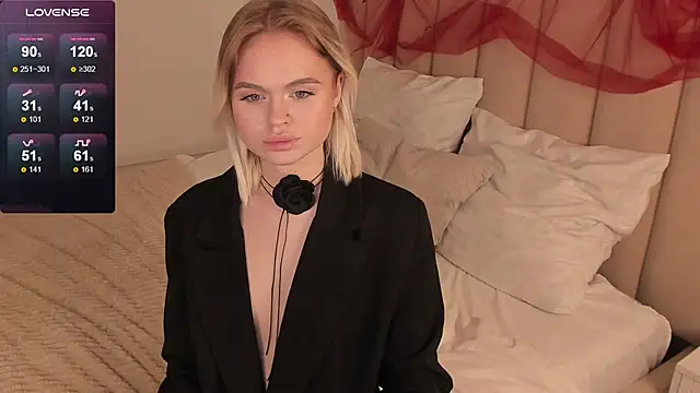 MilaFink online show from 8, 3, 2025