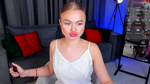 MilaFink online show from 10, 2, 2025