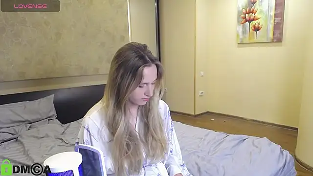 blondyriss online show from 12, 9, 2025