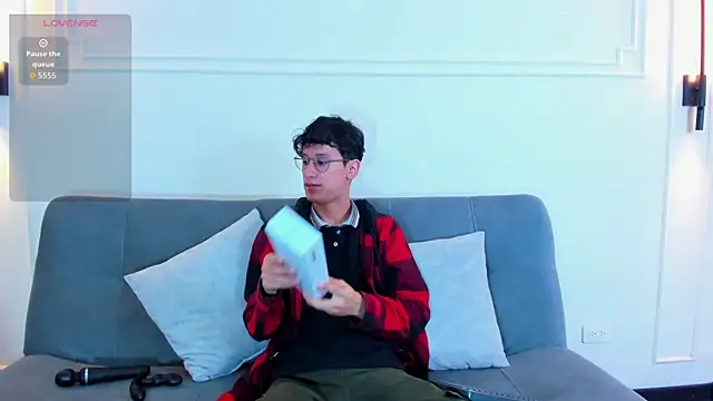 Cum hunters online show from 8, 11, 2025