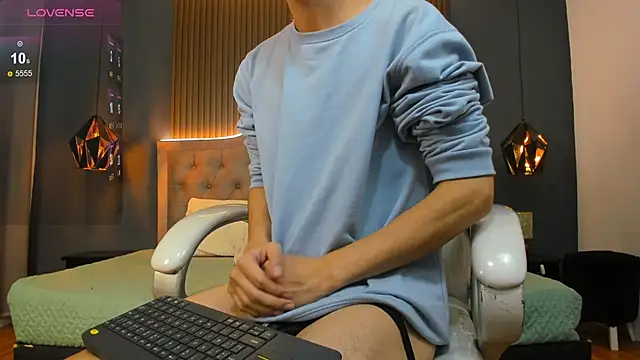 Cum hunters online show from 9, 10, 2025