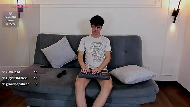 Cum hunters online show from 10, 10, 2025