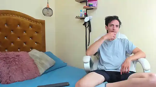 Uzcategui addams online show from 15, 1, 2025