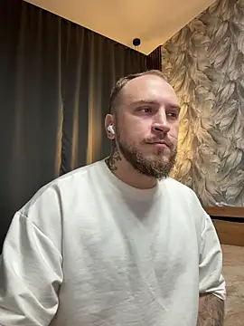 Snapshot of _XxX-XxX_ chatting on 11, 10, 2025 XxX-XxX online show from 11, 10, 2025