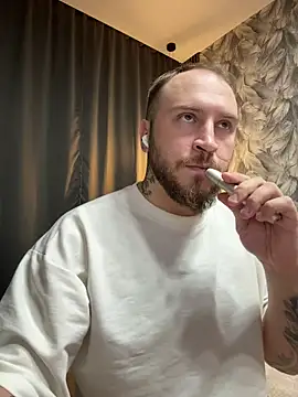 Snapshot of _XxX-XxX_ chatting on 11, 11, 2025 XxX-XxX online show from 11, 11, 2025