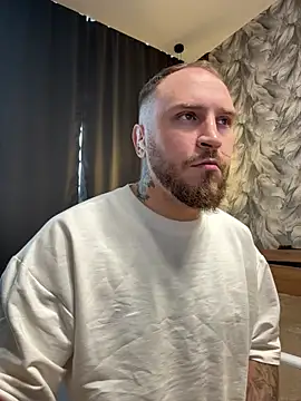 Snapshot of _XxX-XxX_ chatting on 31, 10, 2025 XxX-XxX online show from 31, 10, 2025