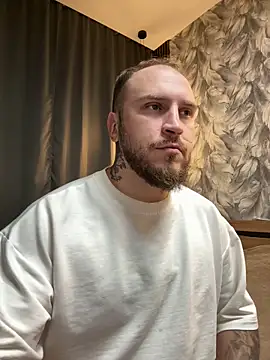 Snapshot of _XxX-XxX_ chatting on 16, 10, 2025 XxX-XxX online show from 16, 10, 2025