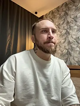 Snapshot of _XxX-XxX_ chatting on 10, 11, 2025 XxX-XxX online show from 10, 11, 2025