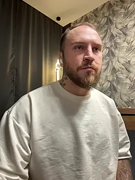 Snapshot of _XxX-XxX_ chatting on 16, 11, 2025 XxX-XxX online show from 16, 11, 2025