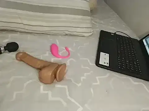 Chandy012 online show from 2, 11, 2025