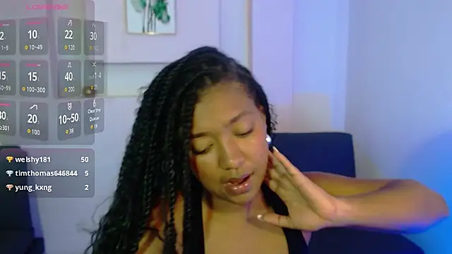 AishaHil online show from 17, 2, 2025