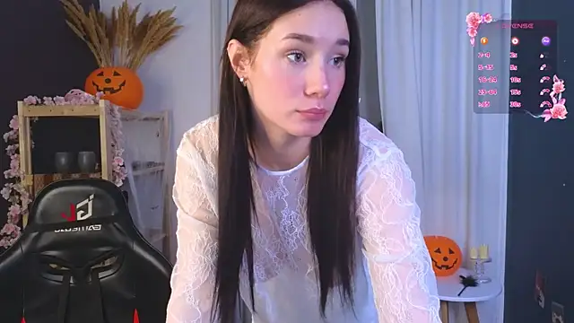 too sexxxy online show from 3, 11, 2025