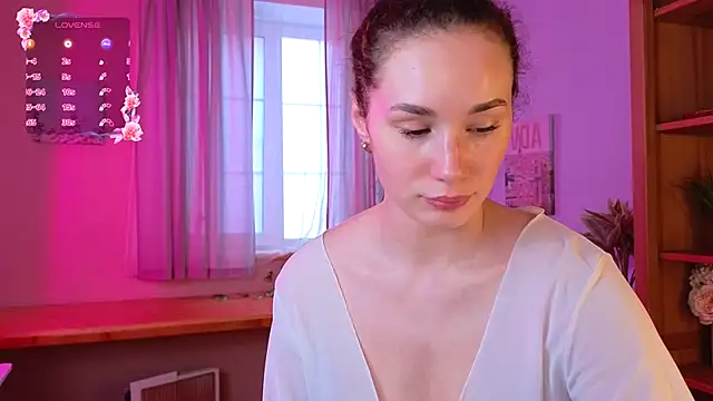 too sexxxy online show from 26, 10, 2025